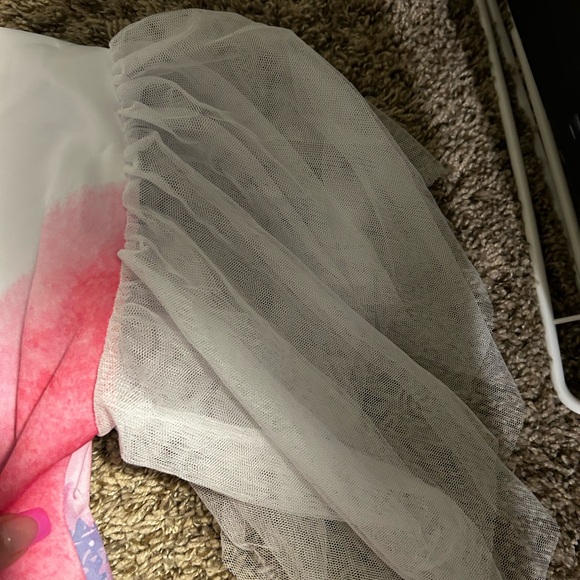 Fashion Nova Colorful Graphic Blouse - Picture 2 of 4